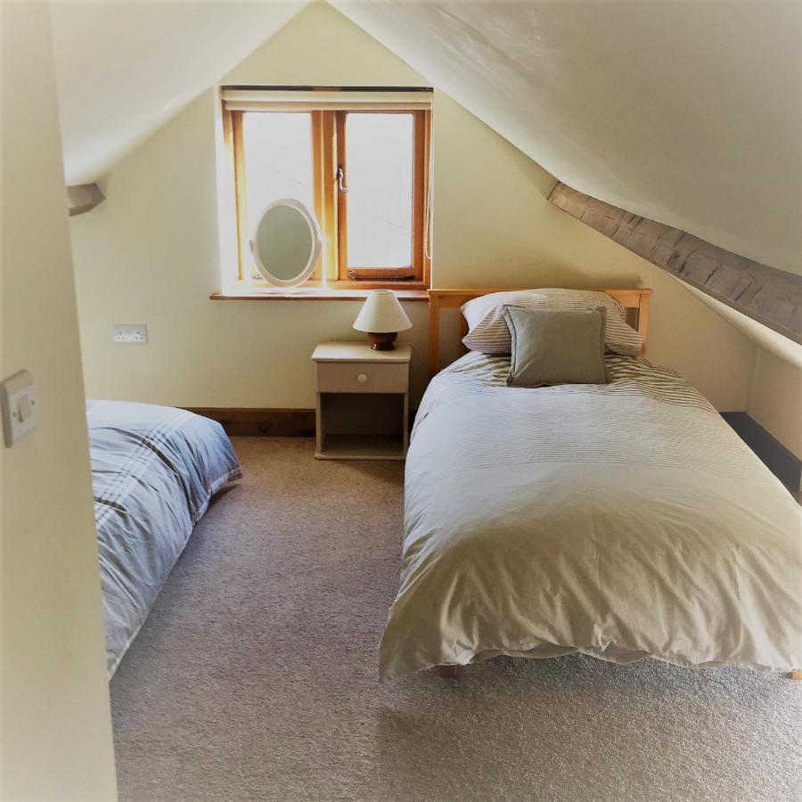 Meg'S Cottage Taunton Esterno foto